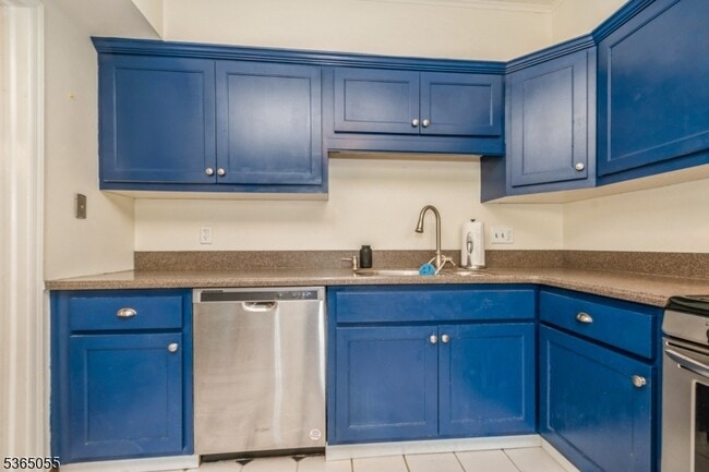 Building Photo - 13D Dorado Dr