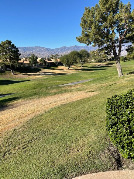 Building Photo - 45 Pebble Beach Dr