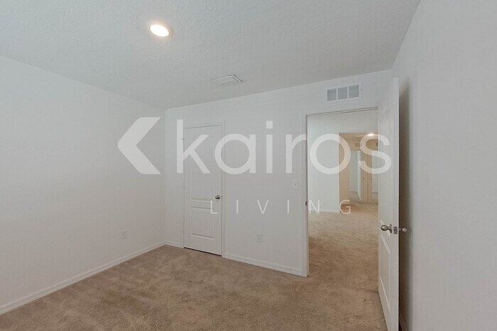 Building Photo - 30059 Fedora Cir
