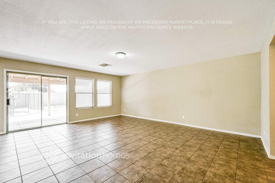 Building Photo - 11051 E Flower Ave