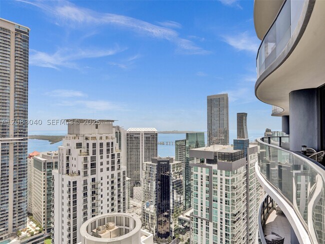 Building Photo - 1000 Brickell Ave