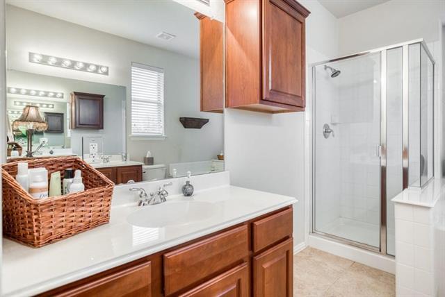 Building Photo - 11550 Henderson Dr