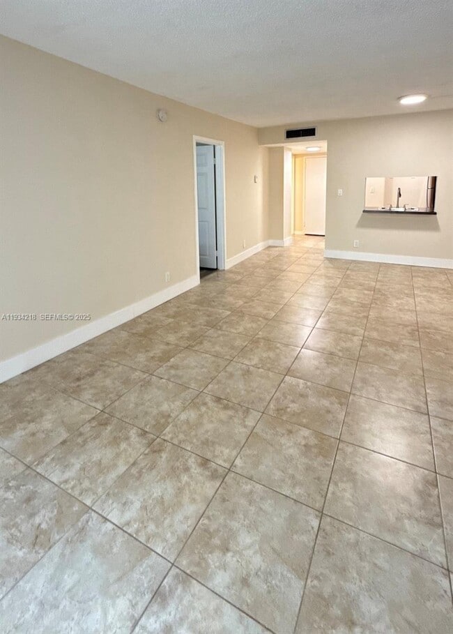 Building Photo - 2935 NE 163rd St