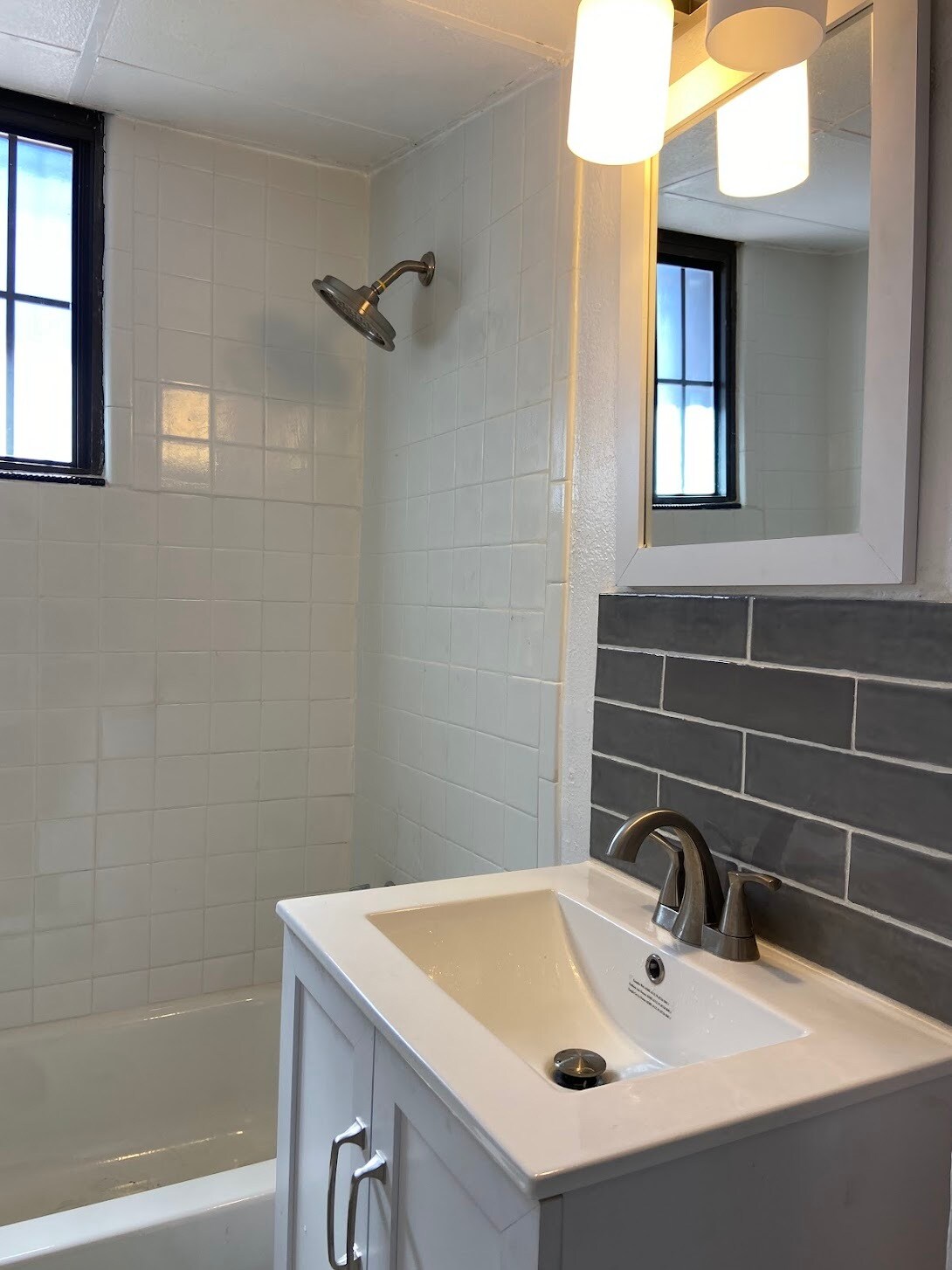 Building Photo - 1684 Harrison St