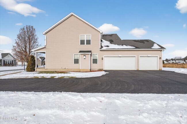 Building Photo - 8 Coronado Way