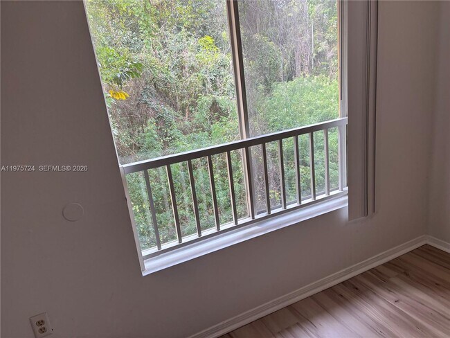 Building Photo - 2200 NW 33rd St