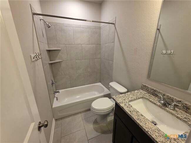 Building Photo - 10001 Kensley Rose Dr