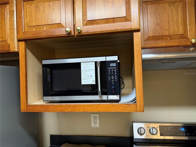 Building Photo - 6659 Time Square Ave