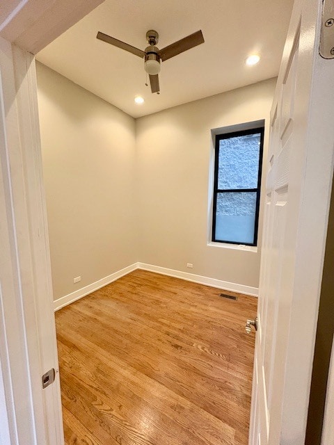 Building Photo - 825 W Armitage Ave