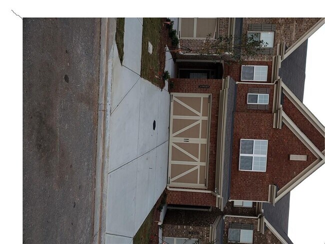 Building Photo - 1241 Fischer Trace