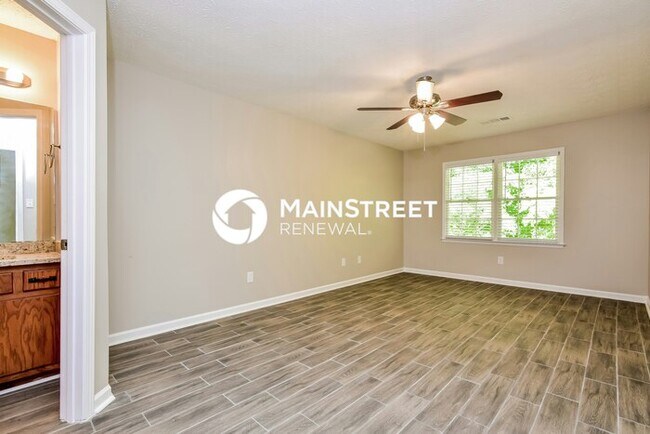 Building Photo - 3 Bedroom Pet-Friendly Home in Ellenwood, GA with Main Street Renewal