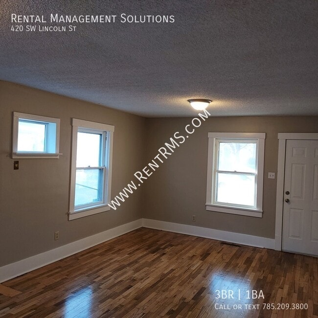 Building Photo - 420 SW Lincoln St