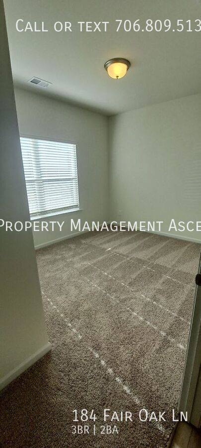 Building Photo - 184 N Fair St