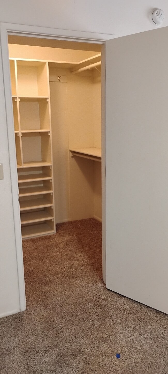 Building Photo - 3535 E Guthrie Mountain Pl