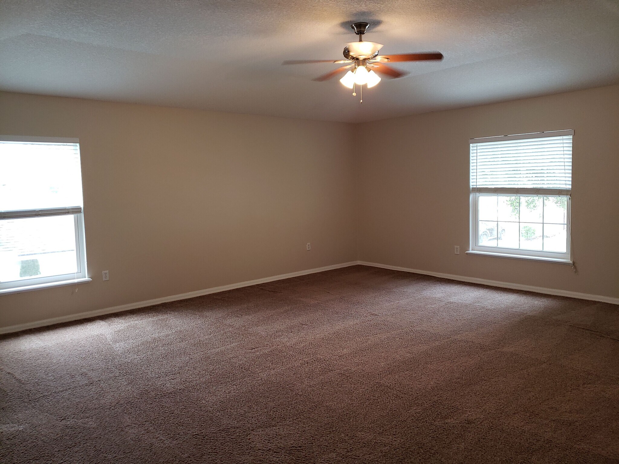 Building Photo - 76550 Longleaf Loop