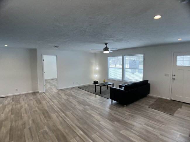 Building Photo - 7155 126th St W