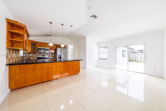Building Photo - 14859 SW 177th Terrace