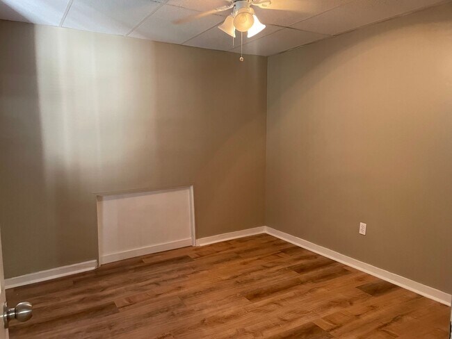 Building Photo - 2701 Center