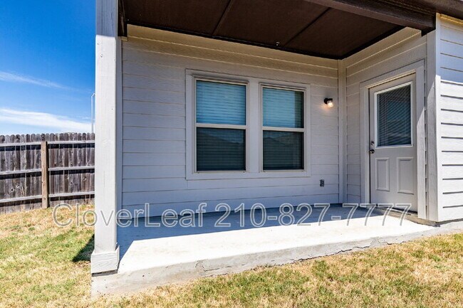 Building Photo - 741 Tupelo Tank Dr