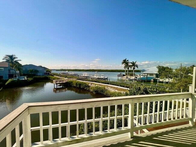 Building Photo - 2486 Harbour Cove Dr