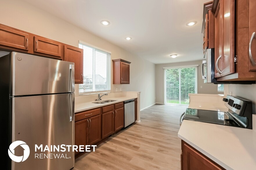 Building Photo - 8117 207th St E