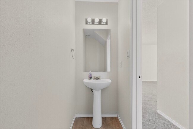 Building Photo - 8300 Bluffs Edge Pl NW