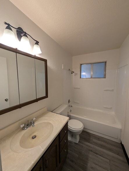 Building Photo - 377 Mattwood Dr