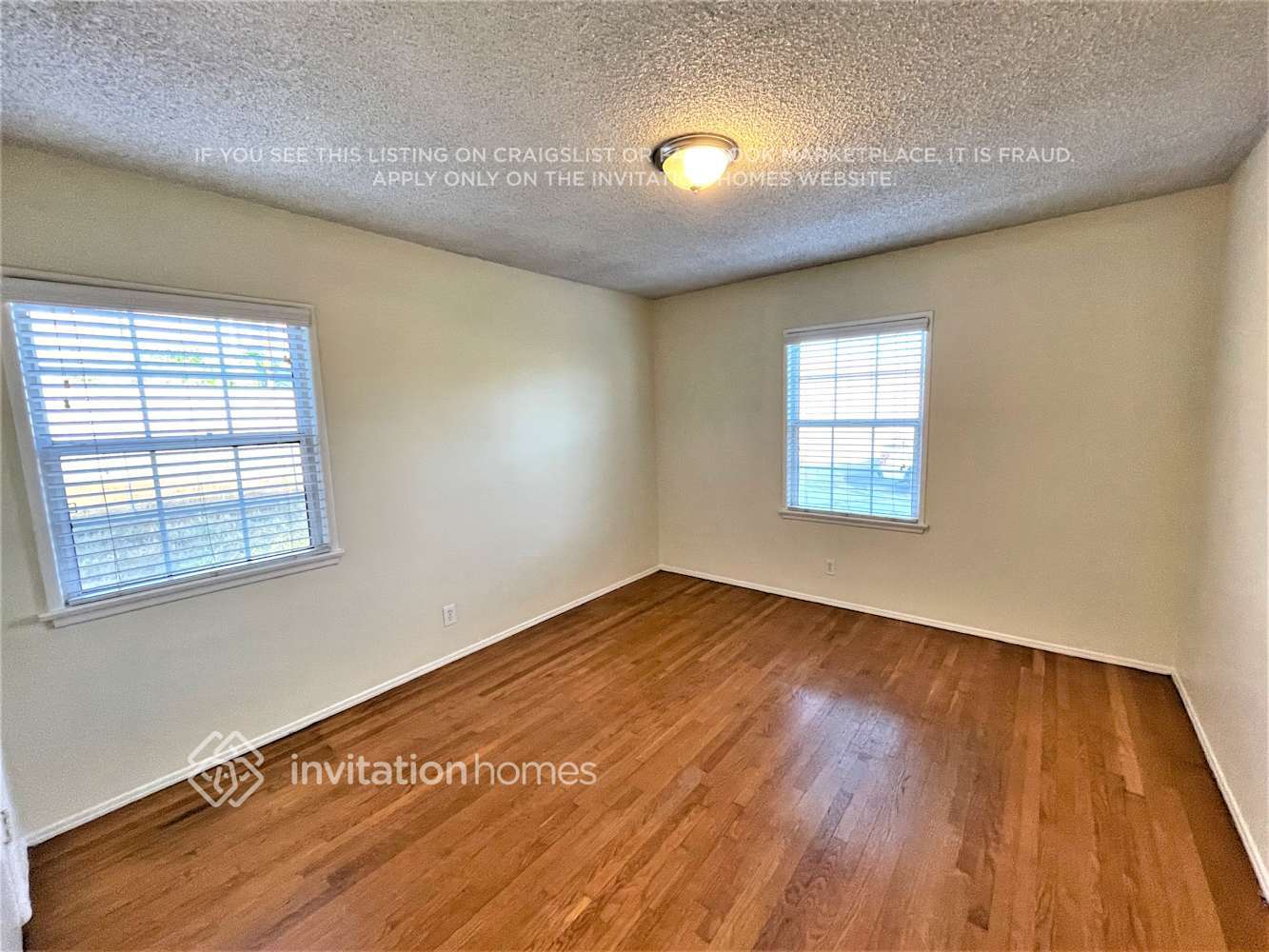 Building Photo - 12801 Zeus Ave