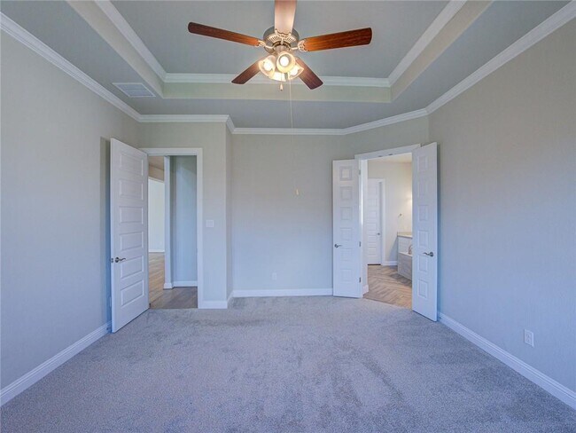 Building Photo - 425 Sitlington Ln