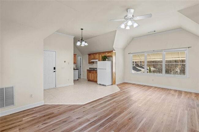 Building Photo - 4640 Chestatee Pointe Rd