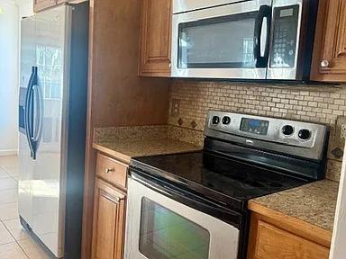 Building Photo - 5275 Branch Point Dr