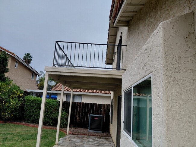 Building Photo - 2331 Conway Dr