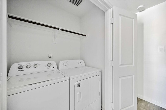 Building Photo - 16515 Jasmine Marie Pl