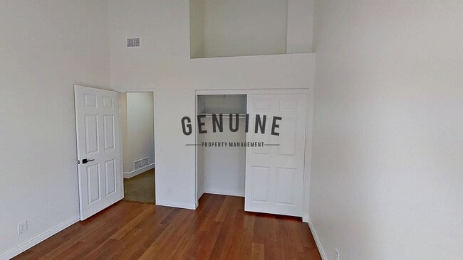 Building Photo - Move-in Special: $500 off 1st Month’s Rent on this Spacious 2 Story 3Bd 2.5Ba Townhome