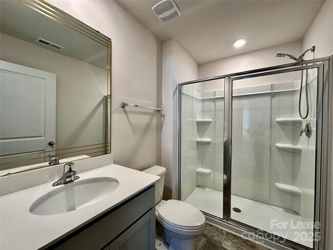 Building Photo - 1605 Blue Velvet Ln