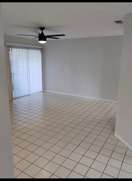 Building Photo - 3723 South Lake Orlando Pky