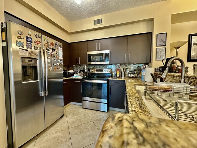 Building Photo - 1230 Reserve Way