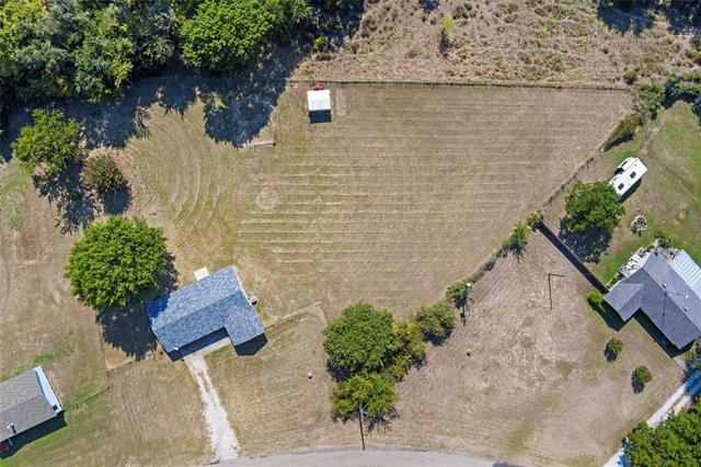 Building Photo - 3400 Sarra Ln