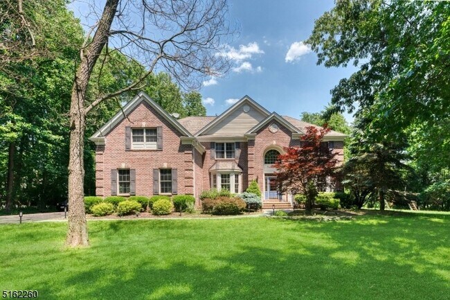 Primary Photo - 12 Fieldflower Dr