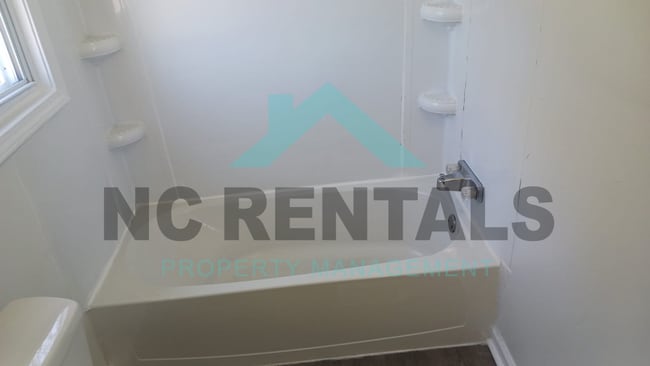 Building Photo - 1209 Gordon St