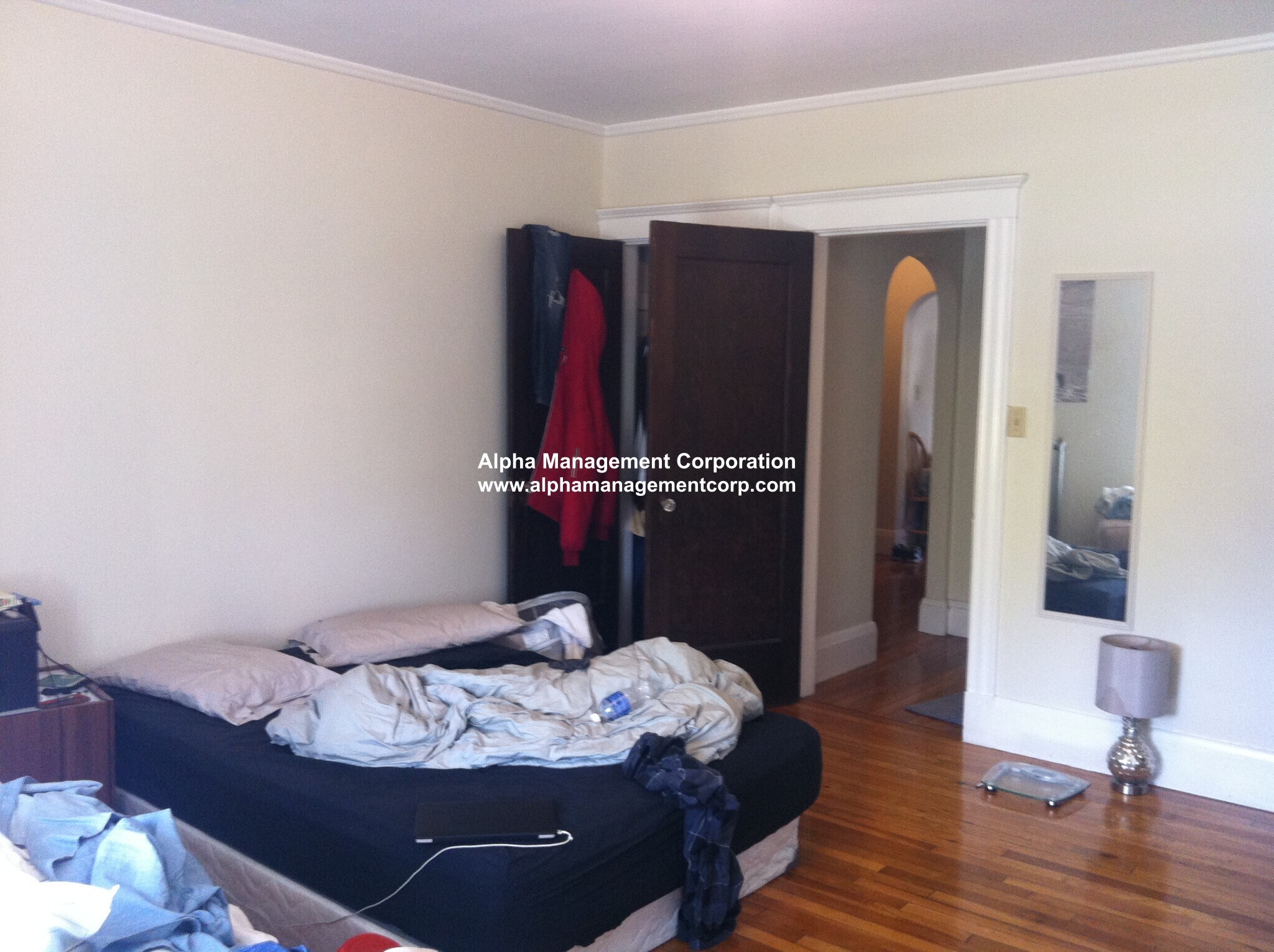 Building Photo - 180 Pleasant St