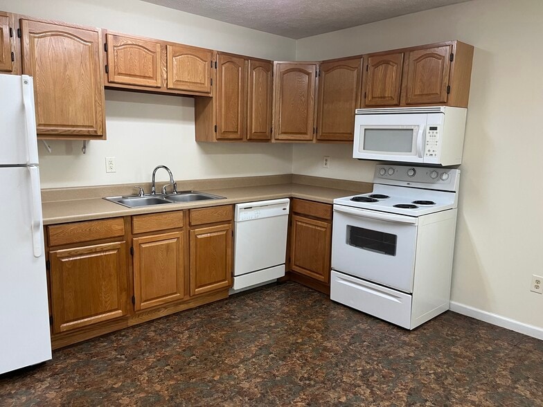 Plenty of cabinet space! - 15 Cottage Ln