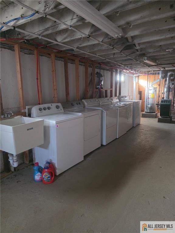 Building Photo - 110 Willow Ave