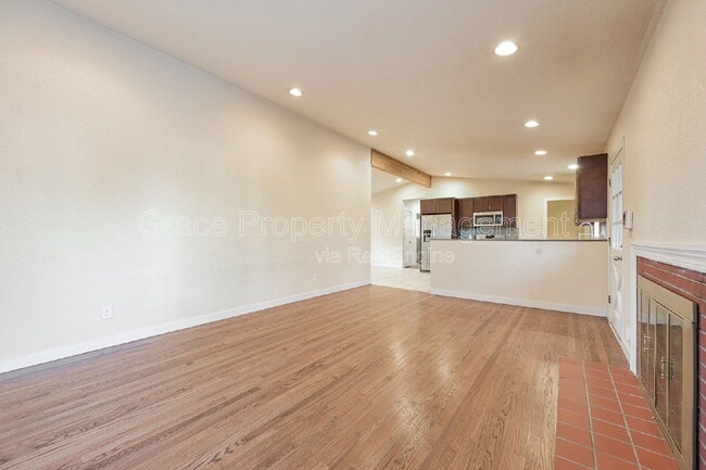 Building Photo - 1949 S Kearney Way