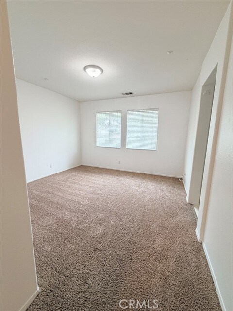 Building Photo - 7161 East Ave