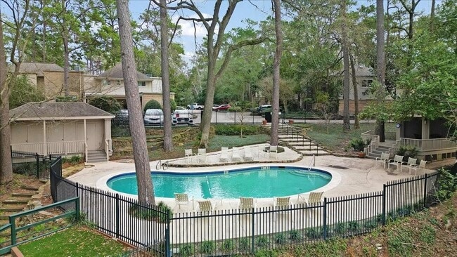 Building Photo - 201 Vanderpool Ln