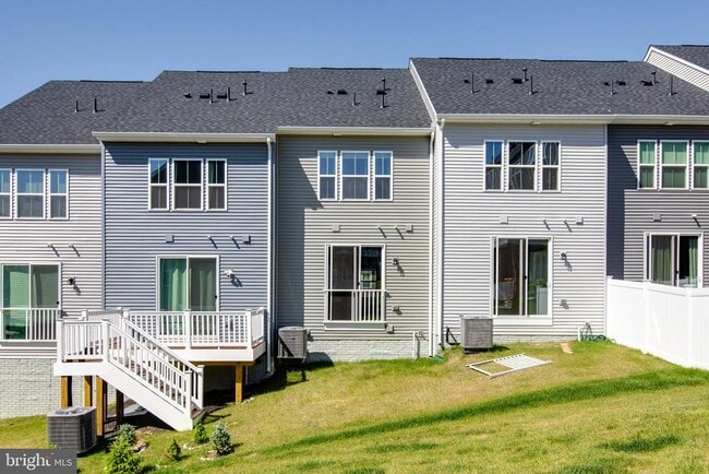 Building Photo - 188 Woodgate Cir