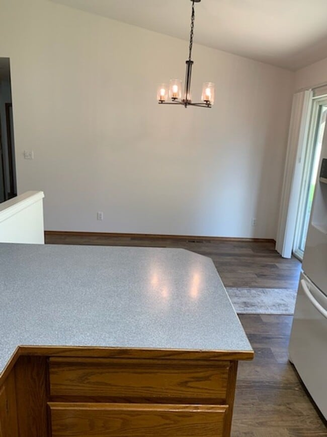 Building Photo - Beautiful home in Coeur D Alene place