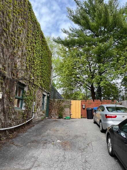 Driveway Parking (2 spots on right) - 365 Hamilton St