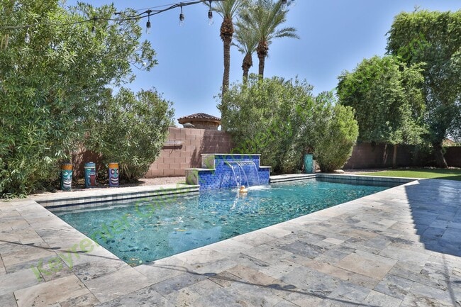 Building Photo - Spacious 4-Bedroom Home with Pool in Gilbe...